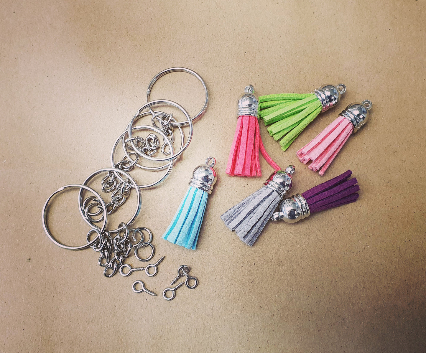 Resina-Llaveros cuero set 6