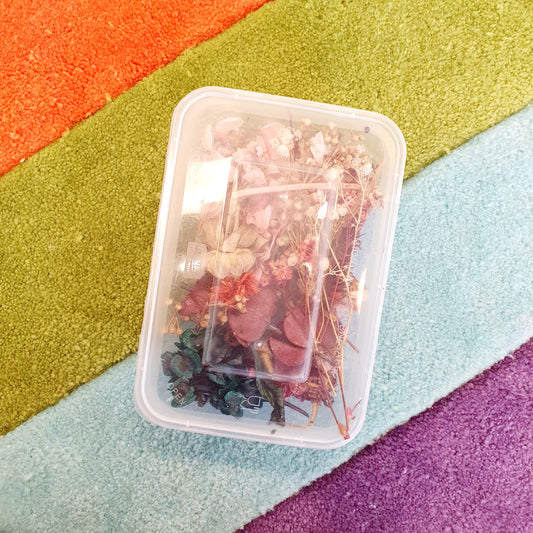 Resina-Dry Flowers Box